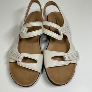 Trotters Women 8N Off White Strappy Slingback Comfort Sandals T2135-115 Narrow